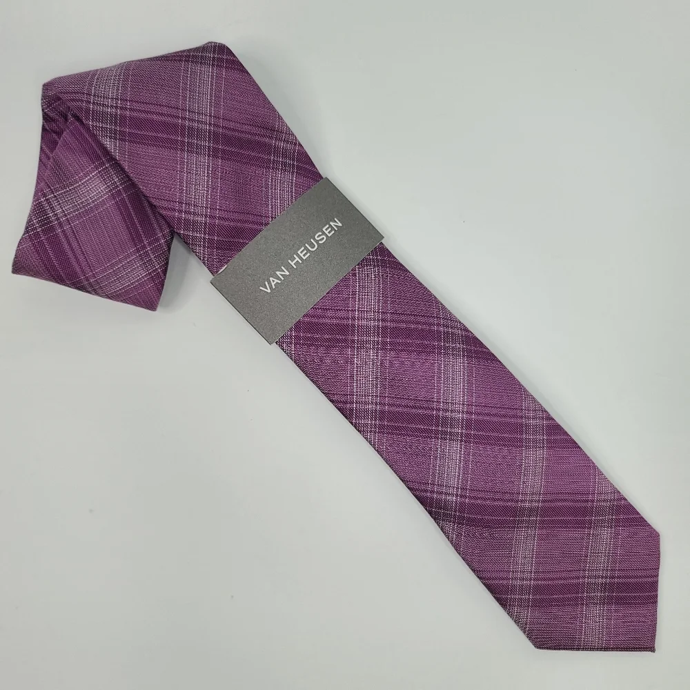 VAN HEUSEN. Purple Plaid Tie.
